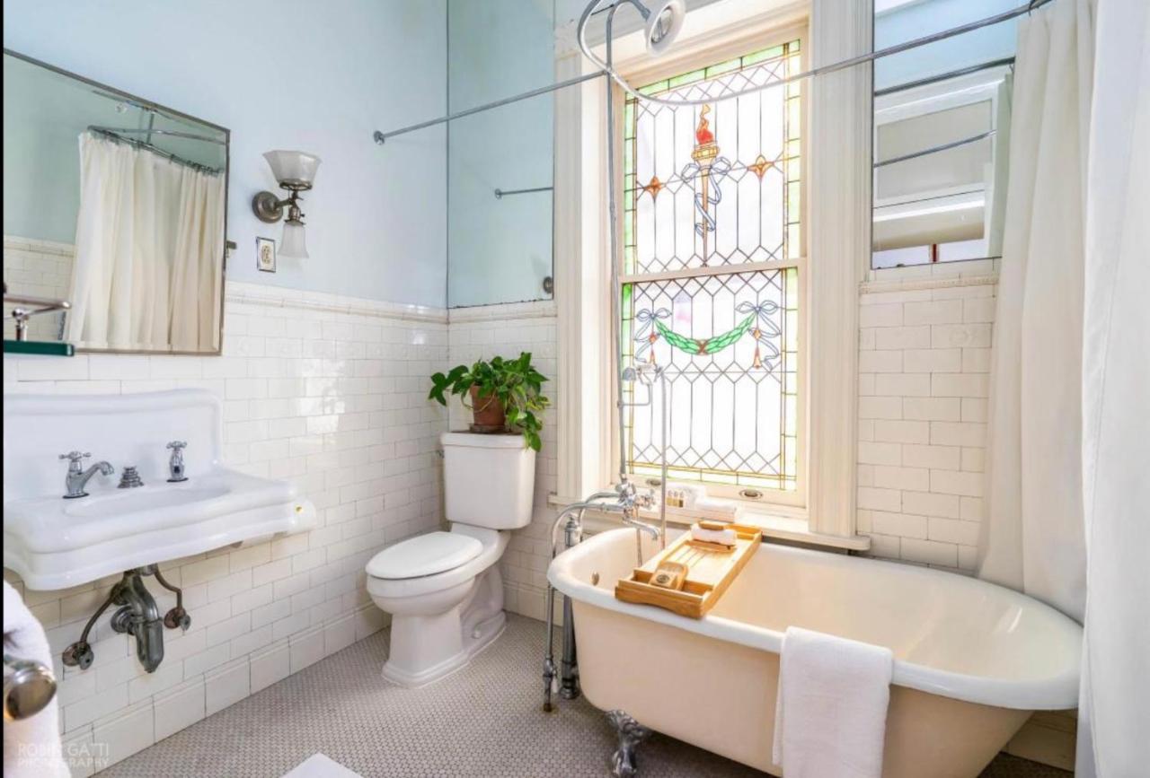 メイコン Burke Mansion Bed & Breakfast エクステリア 写真