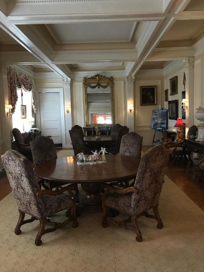 メイコン Burke Mansion Bed & Breakfast エクステリア 写真