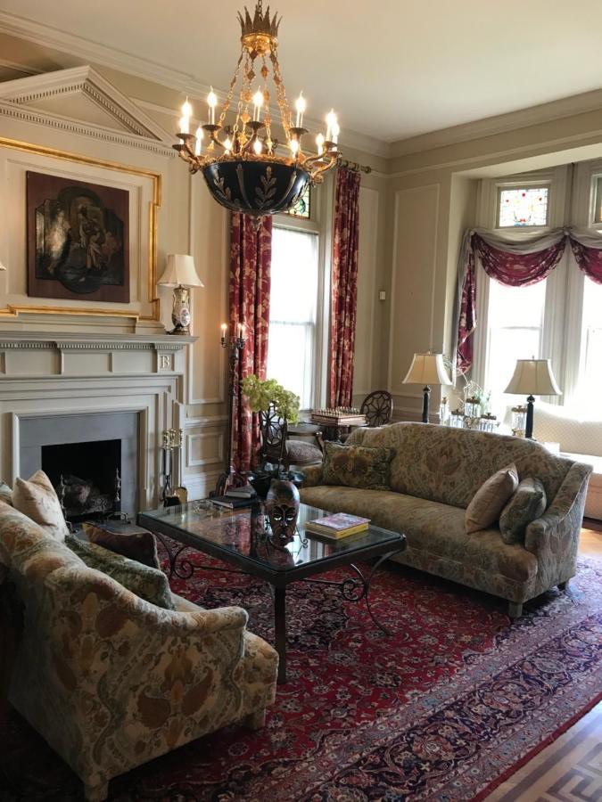 メイコン Burke Mansion Bed & Breakfast エクステリア 写真
